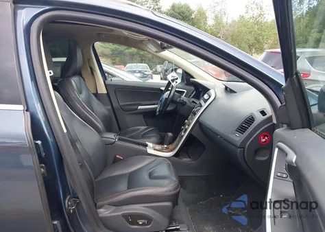 2010 Volvo Xc60 T6/T6 R-Design from USA, damaged, VIN YV4992DZ4A2032518